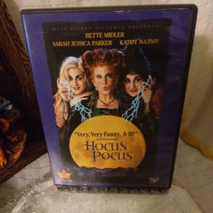 HILARIOUS.."HOCUS POCUS" WALT DISNEY ..DVD..COMPLETE..TESTED/WORKS⭐